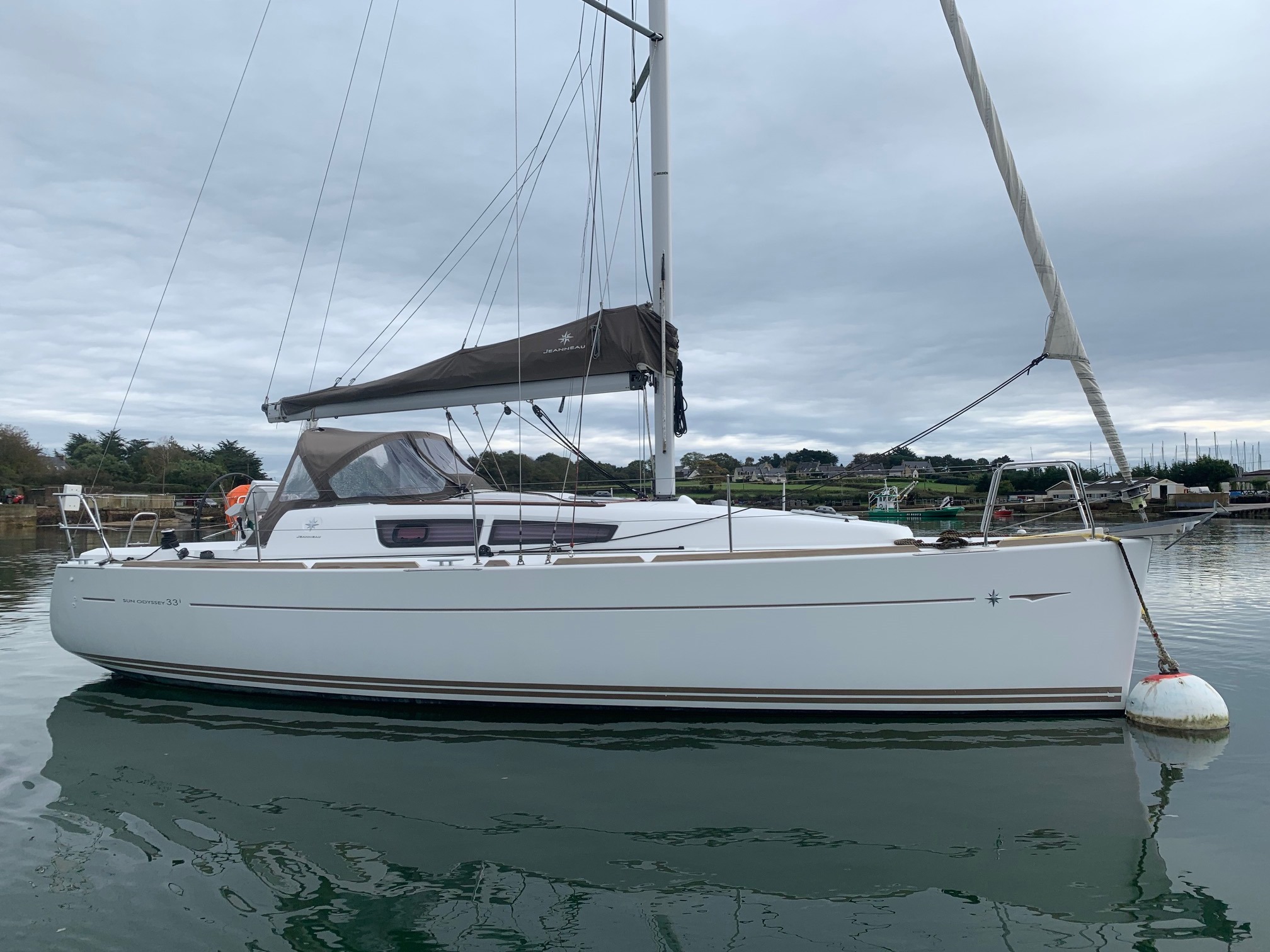 SUN ODYSSEY 33i